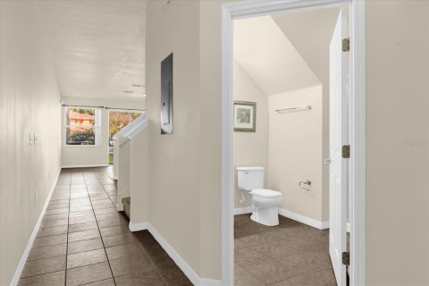 Townhouse in Kissimmee, Florida 3 bedrooms, 126.53 sq.m. № 2201872 - photo 3