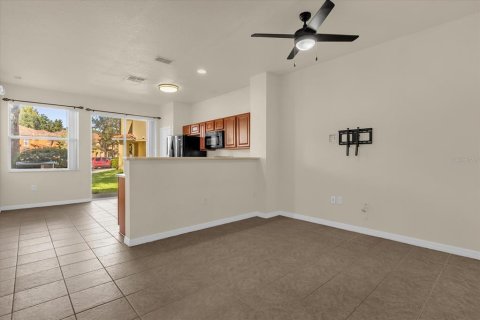 Townhouse in Kissimmee, Florida 3 bedrooms, 126.53 sq.m. № 2201872 - photo 7