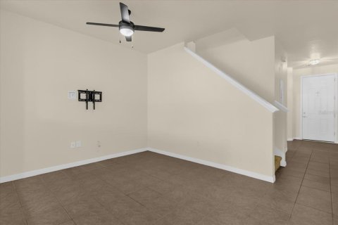 Townhouse in Kissimmee, Florida 3 bedrooms, 126.53 sq.m. № 2201872 - photo 9