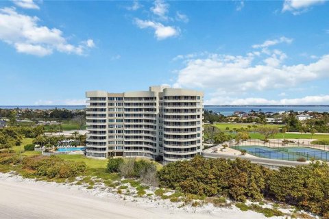 Condo in Longboat Key, Florida, 2 bedrooms  № 2143794 - photo 30