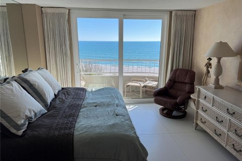 Condo in Longboat Key, Florida, 2 bedrooms  № 2143794 - photo 17