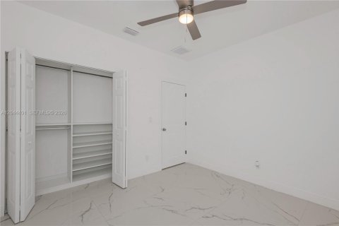 Villa ou maison à vendre à Dania Beach, Floride: 4 chambres № 2243266 - photo 20
