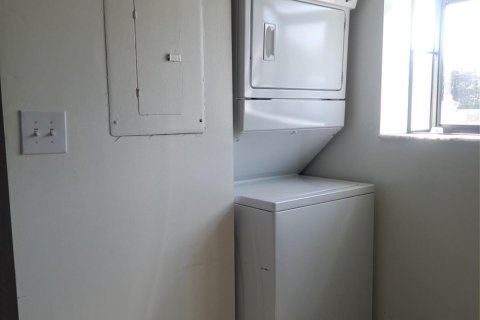 Купить кондоминиум в Форт-Лодердейл, Флорида 3 комнаты, 74.32м2, № 2252481 - фото 12