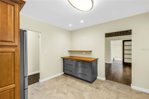 House in Saint Petersburg, Florida 3 bedrooms, 194.35 sq.m. № 1904932 - photo 21