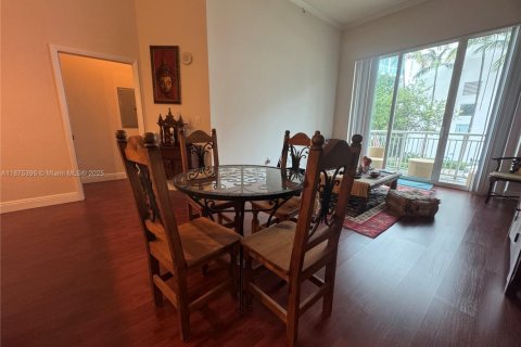 Condo in Miami, Florida, 1 bedroom  № 1921786 - photo 14