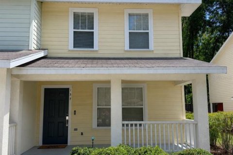 Condo in Gainesville, Florida, 3 bedrooms  № 2212159