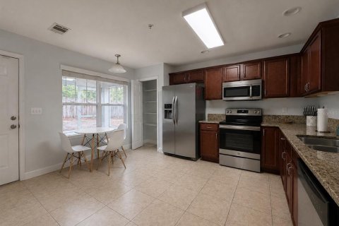 Copropriété à vendre à Gainesville, Floride: 3 chambres, 132.66 m2 № 2212159 - photo 3