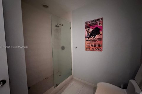 Снять в аренду кондоминиум в Норт-Бей-Виллидж, Флорида 1 спальня, 78.04м2, № 1920906 - фото 14