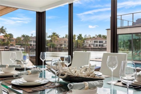 Casa en alquiler en Hollywood, Florida, 5 dormitorios, 363.15 m2 № 2060102 - foto 23