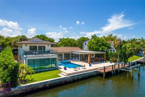 Casa en alquiler en Hollywood, Florida, 5 dormitorios, 363.15 m2 № 2060102 - foto 4