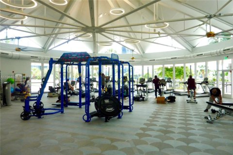 Condominio en venta en Hallandale Beach, Florida, 1 dormitorio, 88.26 m2 № 2045719 - foto 12