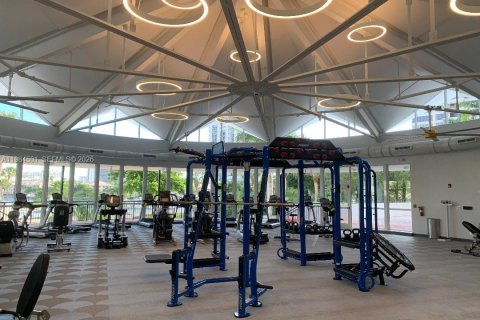 Condominio en venta en Hallandale Beach, Florida, 1 dormitorio, 88.26 m2 № 2045719 - foto 13