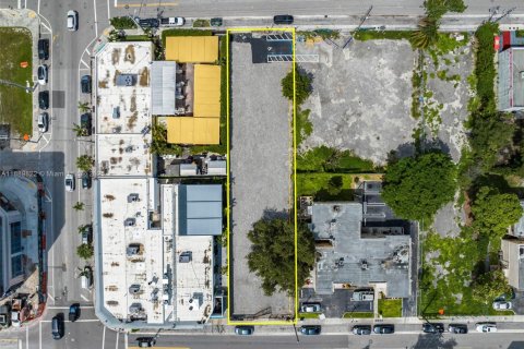 Commercial property in Miami, Florida № 1938981 - photo 8