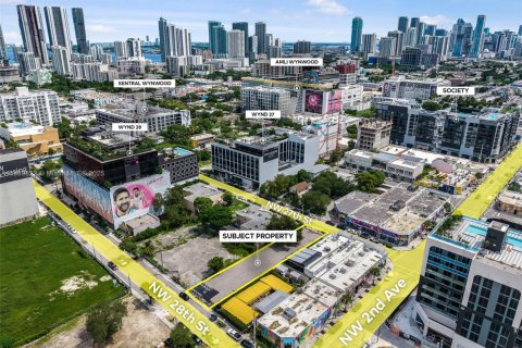 Commercial property in Miami, Florida № 1938981 - photo 2