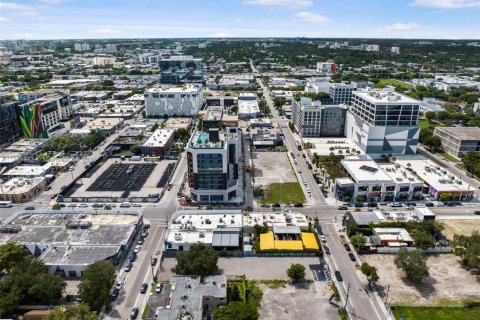 Commercial property in Miami, Florida № 1938981 - photo 23