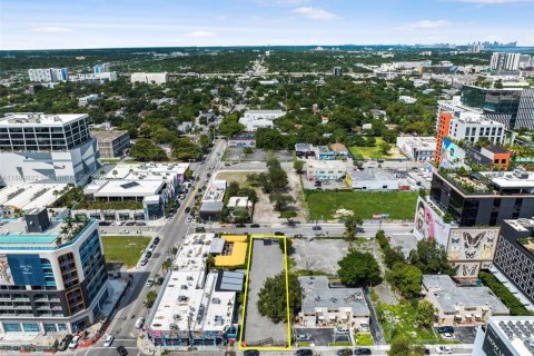 Commercial property in Miami, Florida № 1938981 - photo 10