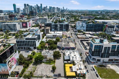Commercial property in Miami, Florida № 1938981 - photo 19