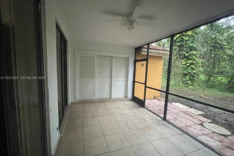 Condominio en alquiler en Coconut Creek, Florida, 3 dormitorios, 113.53 m2 № 1990743 - foto 19