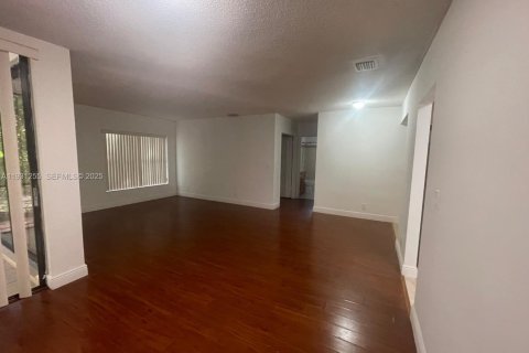 Condominio en alquiler en Coconut Creek, Florida, 3 dormitorios, 113.53 m2 № 1990743 - foto 17