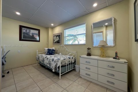Villa ou maison à vendre à Islamorada, Village of Islands, Floride: 4 chambres, 156.08 m2 № 2193576 - photo 17