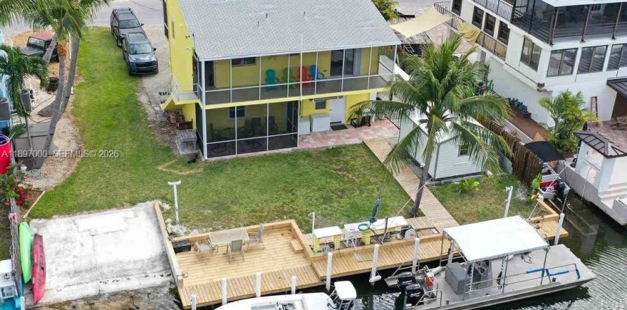 Villa ou maison à Islamorada, Village of Islands, Floride 4 chambres, 156.08 m2 № 2193576