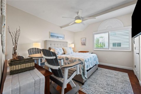 Townhouse in Indian Rocks Beach, Florida 2 bedrooms, 136.1 sq.m. № 1771625 - photo 30
