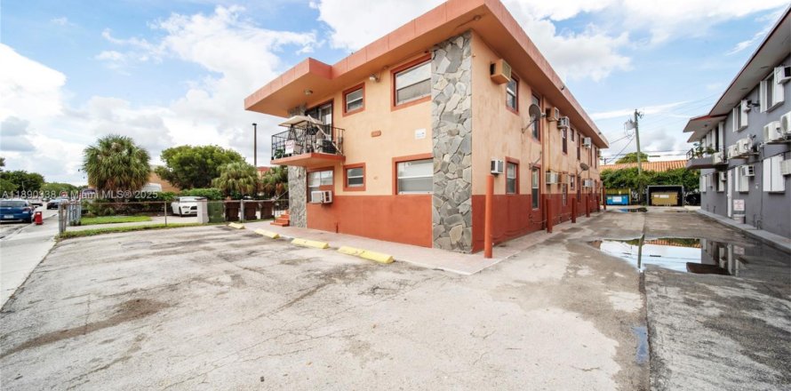 Appartement à Hialeah, Floride 2 chambres, 84.08 m2 № 1946883