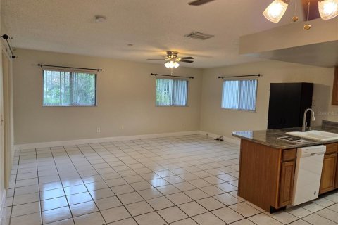 Casa en alquiler en Orlando, Florida, 3 dormitorios, 153.2 m2 № 1833261 - foto 5