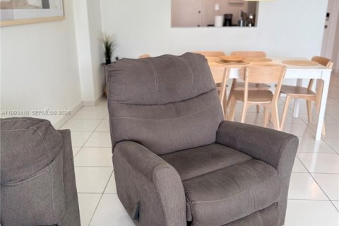 Купить кондоминиум в Майами-Бич, Флорида 1 спальня, 86.4м2, № 2055616 - фото 9