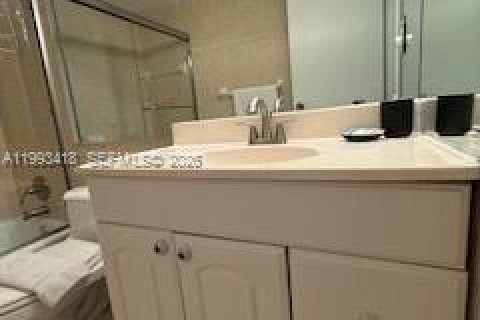 Купить кондоминиум в Майами-Бич, Флорида 1 спальня, 86.4м2, № 2055616 - фото 27