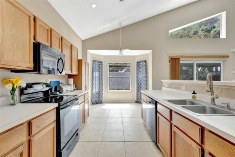 House in Apopka, Florida 3 bedrooms, 212.93 sq.m. № 1804850 - photo 11