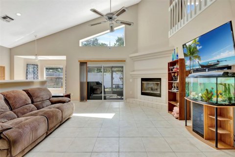House in Apopka, Florida 3 bedrooms, 212.93 sq.m. № 1804850 - photo 20