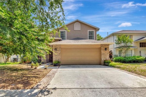 House in Apopka, Florida 3 bedrooms, 212.93 sq.m. № 1804850 - photo 2