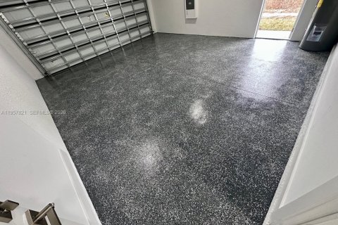 House in Lehigh Acres, Florida 4 bedrooms, 153.29 sq.m. № 2019542 - photo 28