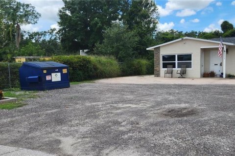 Commercial property in Land O' Lakes, Florida 165.37 sq.m. № 2239474 - photo 13