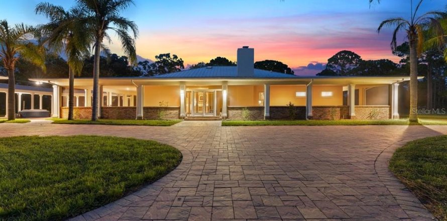 Villa ou maison à New Smyrna Beach, Floride 3 chambres, 282.33 m2 № 2207331