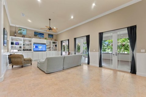 Villa ou maison à vendre à New Smyrna Beach, Floride: 3 chambres, 282.33 m2 № 2207331 - photo 24