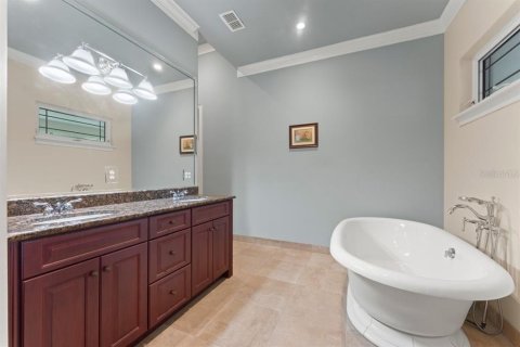 Villa ou maison à vendre à New Smyrna Beach, Floride: 3 chambres, 282.33 m2 № 2207331 - photo 19