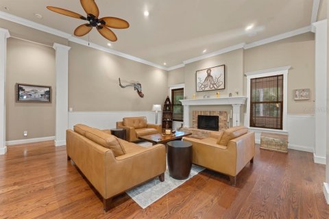 Villa ou maison à vendre à New Smyrna Beach, Floride: 3 chambres, 282.33 m2 № 2207331 - photo 4