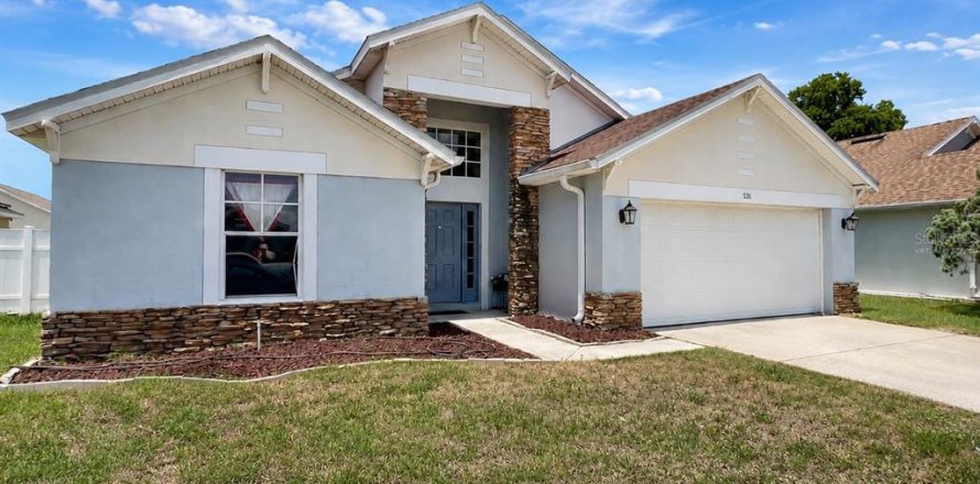Villa ou maison à Davenport, Floride 4 chambres, 171.5 m2 № 2215912