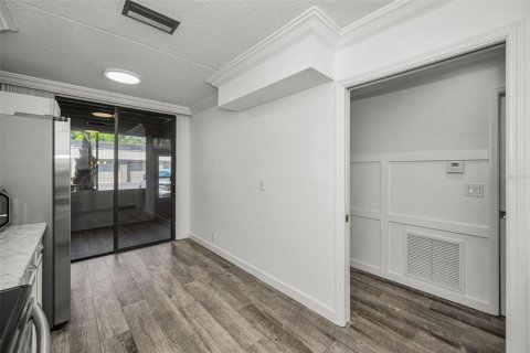 Copropriété à vendre à Clearwater, Floride: 2 chambres, 120.22 m2 № 2101560 - photo 11