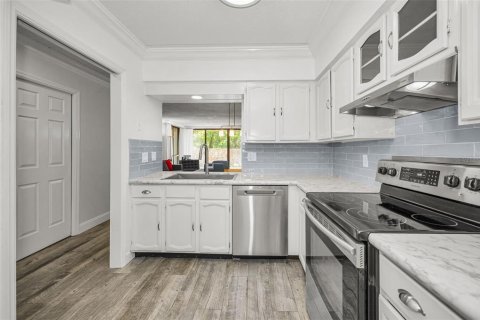 Copropriété à vendre à Clearwater, Floride: 2 chambres, 120.22 m2 № 2101560 - photo 8