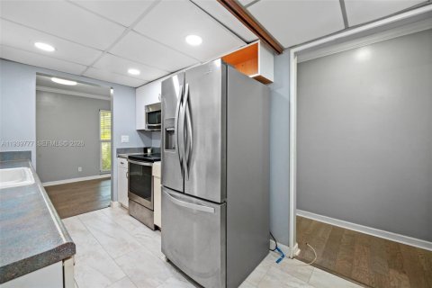 Villa ou maison à vendre à Tamarac, Floride: 2 chambres, 85.84 m2 № 2007408 - photo 13