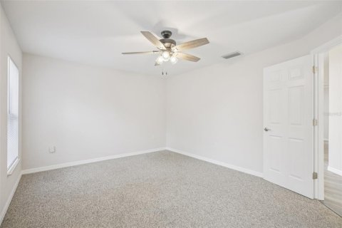 Villa ou maison à vendre à Ocala, Floride: 3 chambres, 122.17 m2 № 2142315 - photo 22
