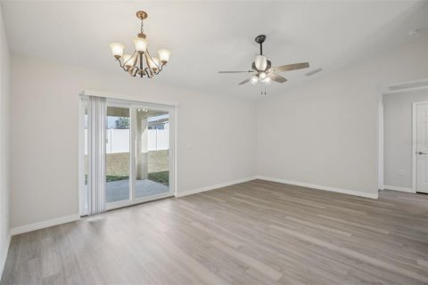 Villa ou maison à vendre à Ocala, Floride: 3 chambres, 122.17 m2 № 2142315 - photo 6