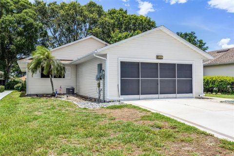 House in Leesburg, Florida 2 bedrooms, 107.77 sq.m. № 1787343 - photo 2