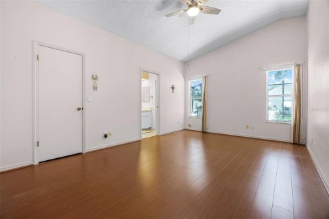 House in Leesburg, Florida 2 bedrooms, 107.77 sq.m. № 1787343 - photo 16