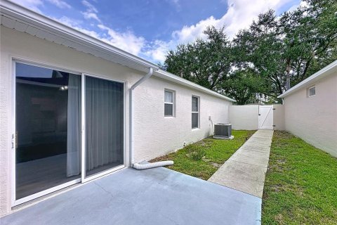House in Clermont, Florida 2 bedrooms, 108.7 sq.m. № 1894192 - photo 14