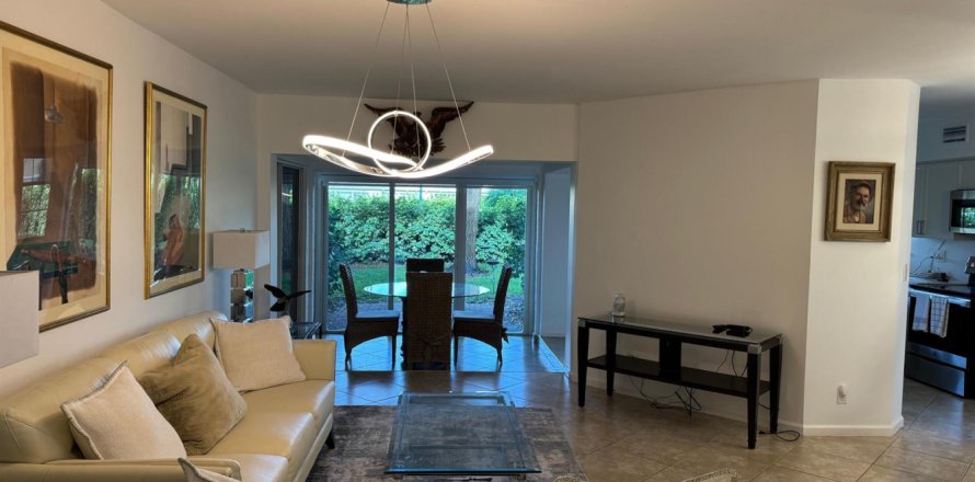 Condo in Boca Raton, Florida, 2 bedrooms № 2083464