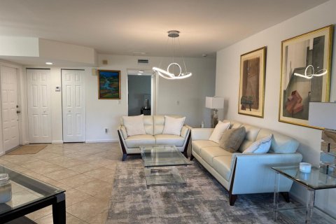 Condo in Boca Raton, Florida, 2 bedrooms № 2083464 - photo 13